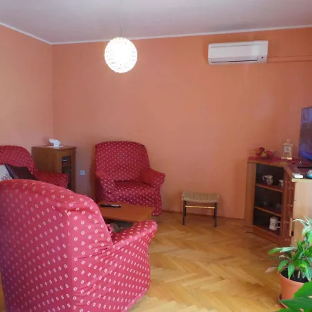 Apartments In Valbandon/Istrien 8381 Stinjan