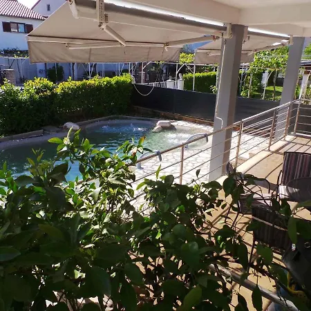 In Valbandon/istrien 8381 Apartament Štinjan